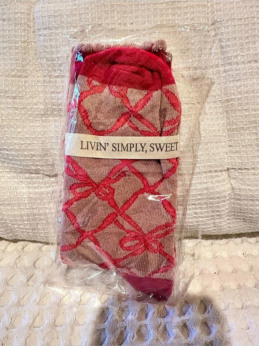 NWT Simply Southern Pink Bow Crew Socks